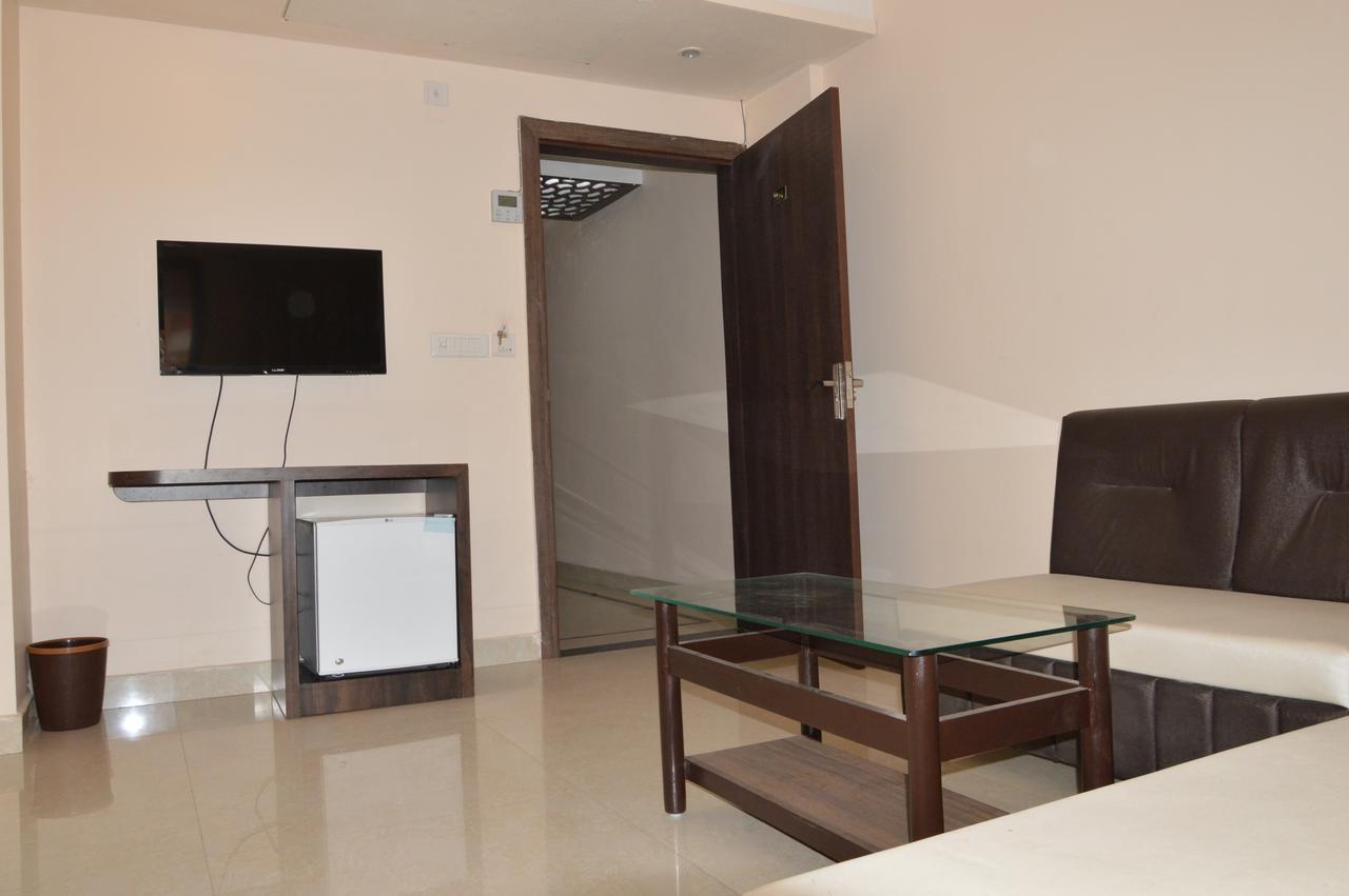 Hotel Ab Palace Jamshedpur Buitenkant foto